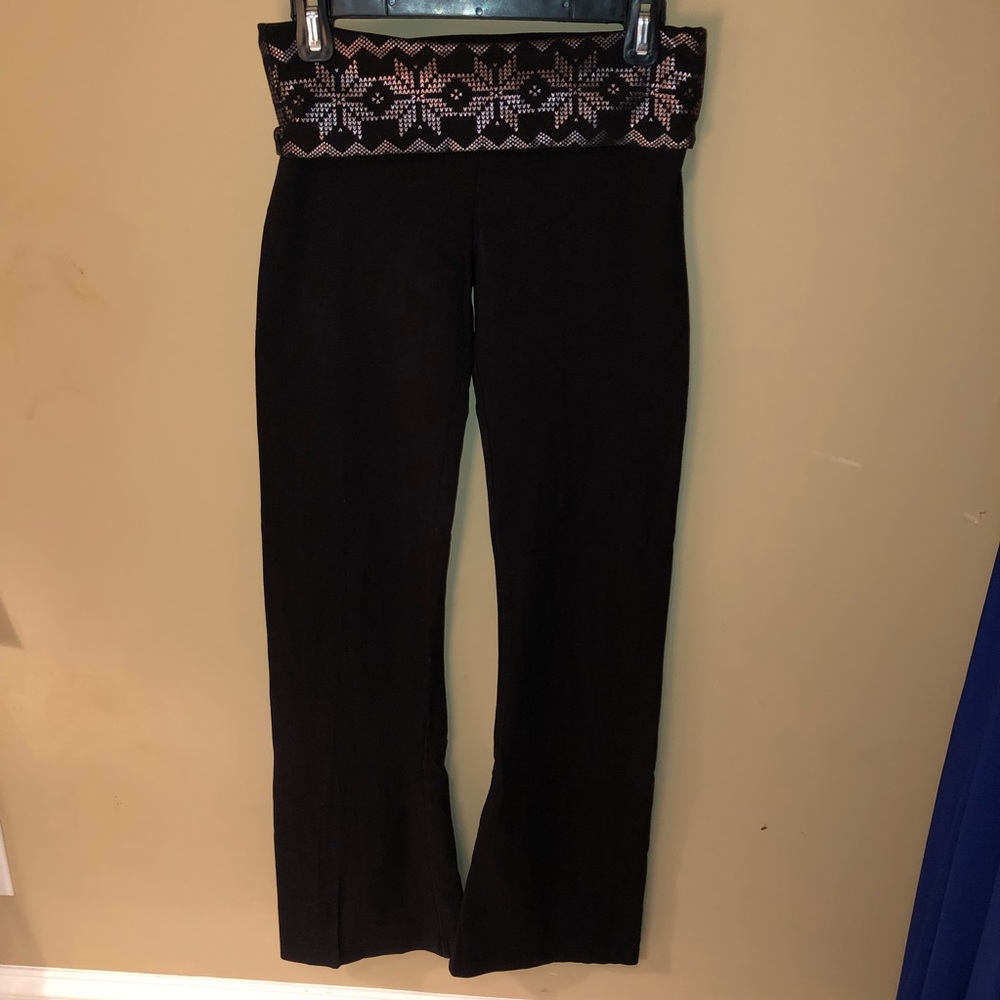 women’s Victoria Secret yoga pants